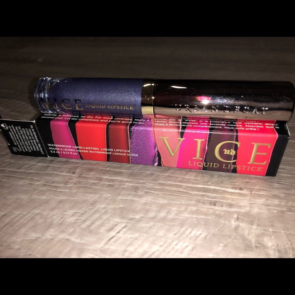 Urban Decay matte liquid lipstick